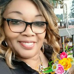 Meet your Posher, Roxy